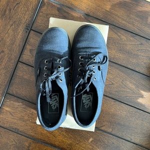 Women’s Size 5.5 Vans